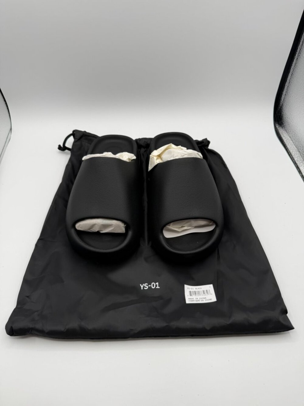 Yeezy Slides Black YS-01 Men’s Size 7